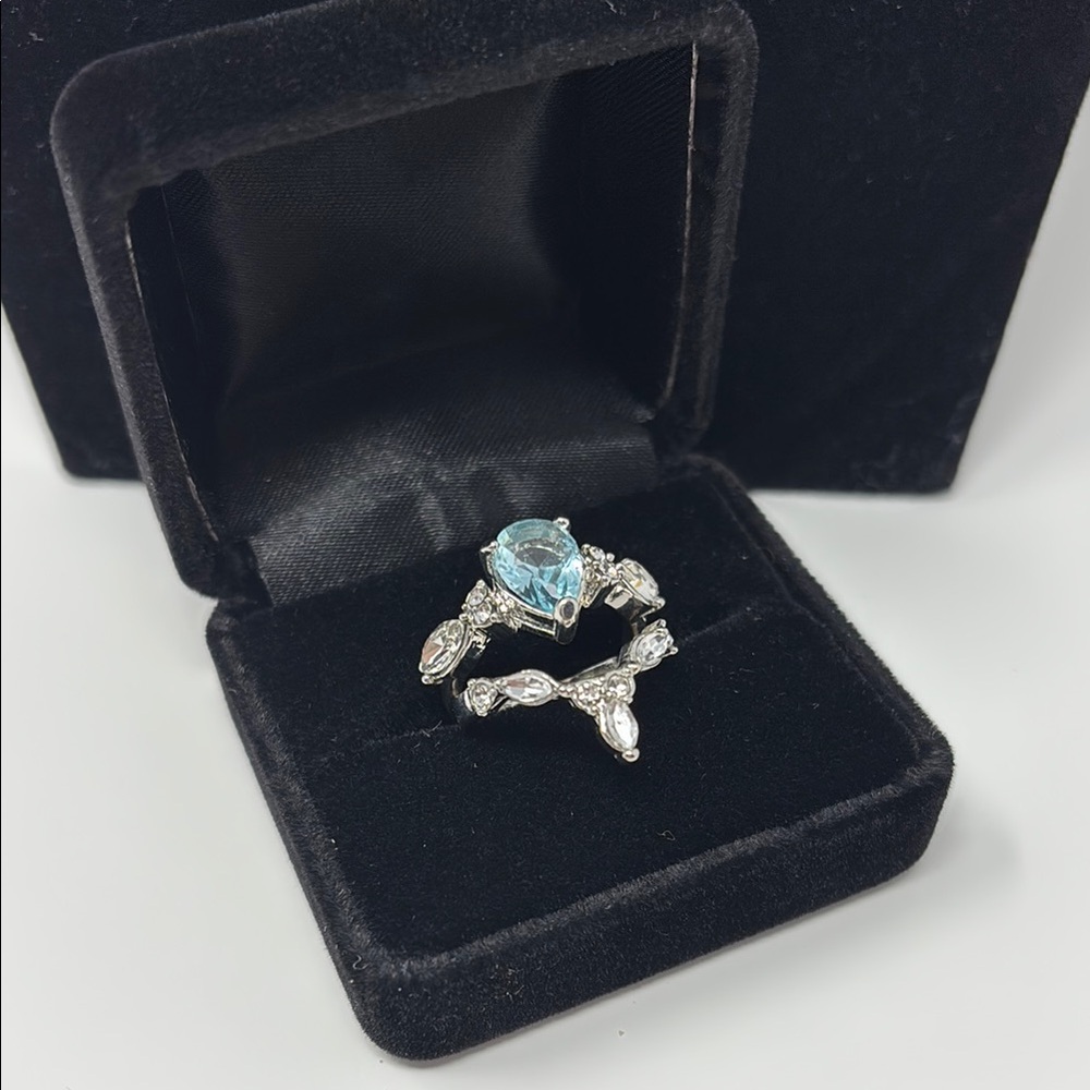 Modern Silver and Blue Ring Collection